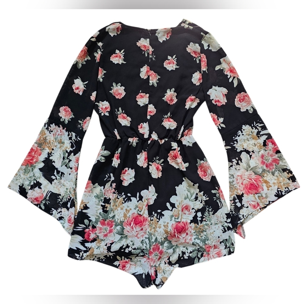 Floral Bell Sleeve Romper, Zipper Back And Elastic Waist.  Size Small - Picture 2 of 8
